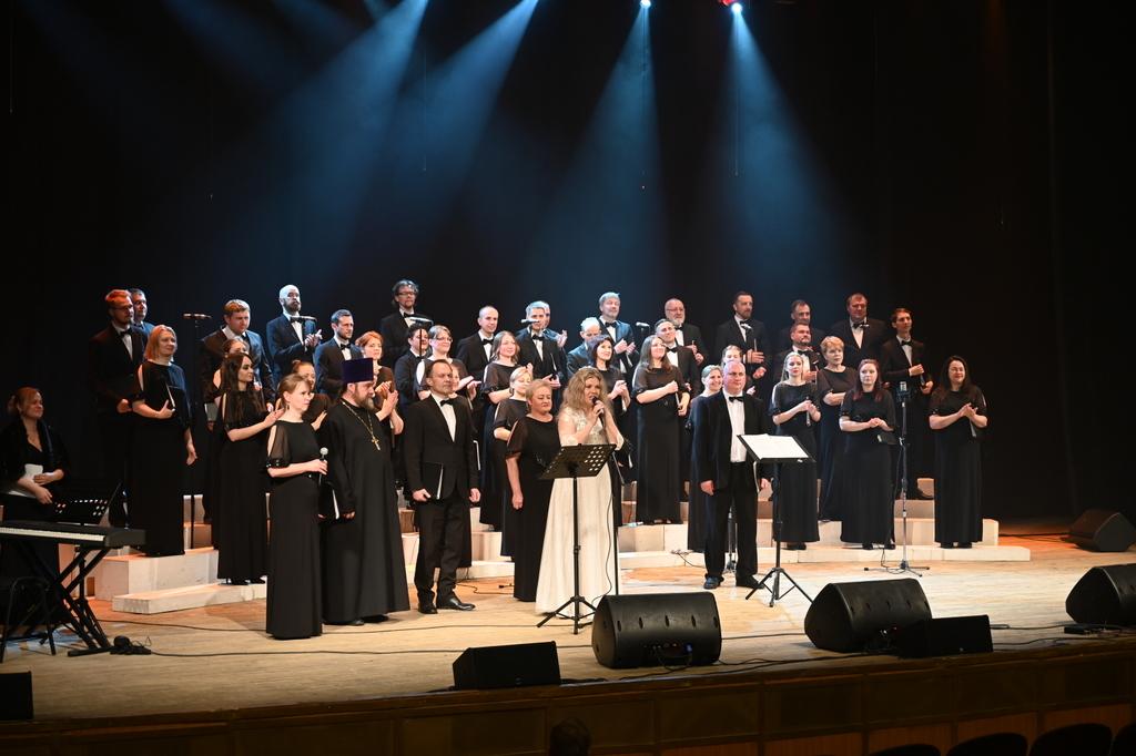 В Брянске состоялся концерт русской духовной музыки «Во Царствии твоем»