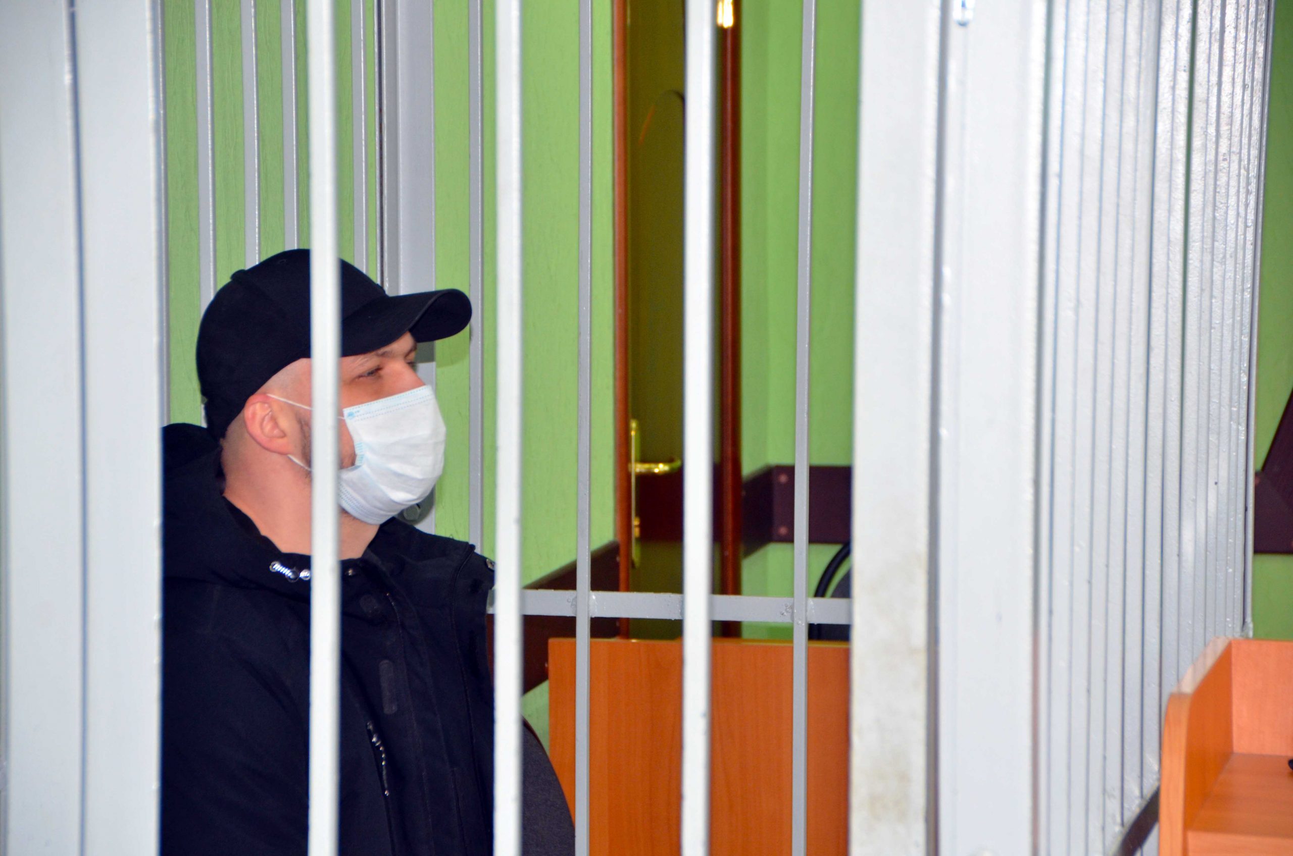 В Брянске оставили в силе приговор экс-полицейскому за крупное мошенничество