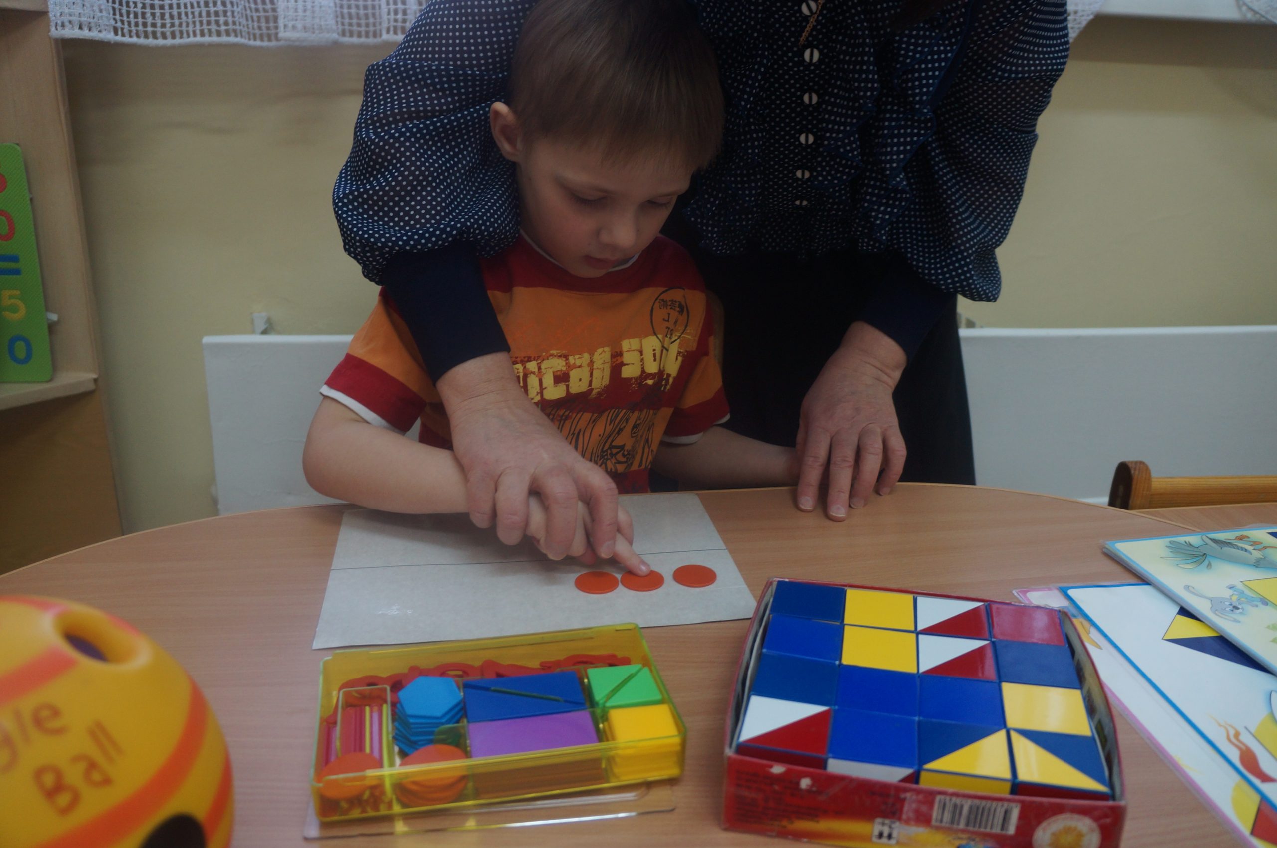 В Брянске открыли около ста групп для дошколят с особыми возможностями здоровья