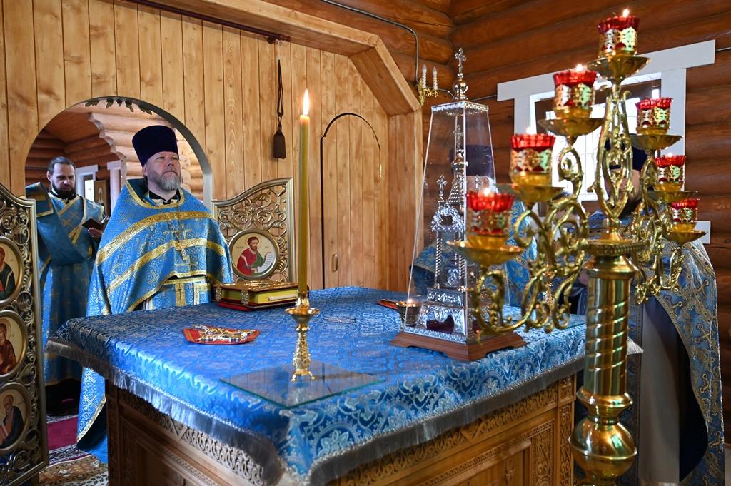 Храм в поселке Отрадное в Брянске отметил первый престольный праздник
