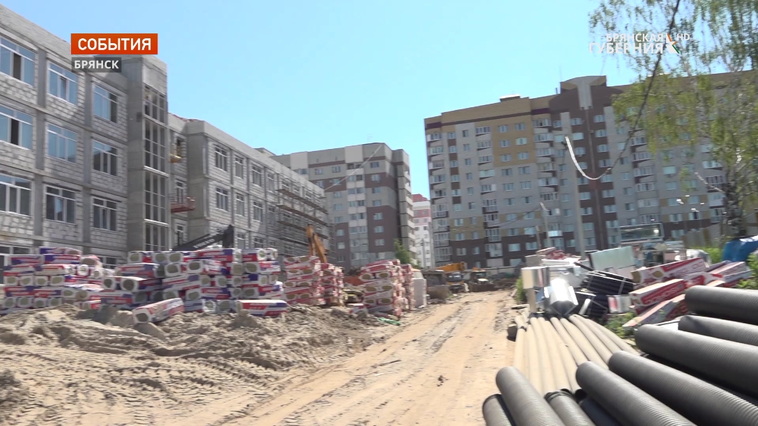 Брянские депутаты проинспектировали ключевые стройки города