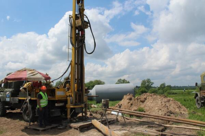 В брянском селе Негино началась реконструкция водопровода
