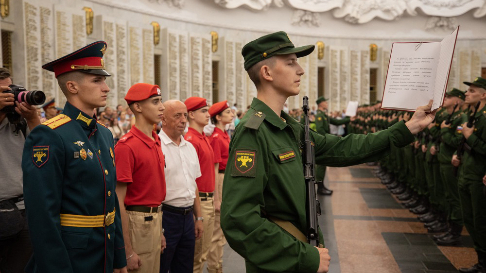 Новобранцы Преображенского полка из Брянской области приняли присягу в «Музее Победы»