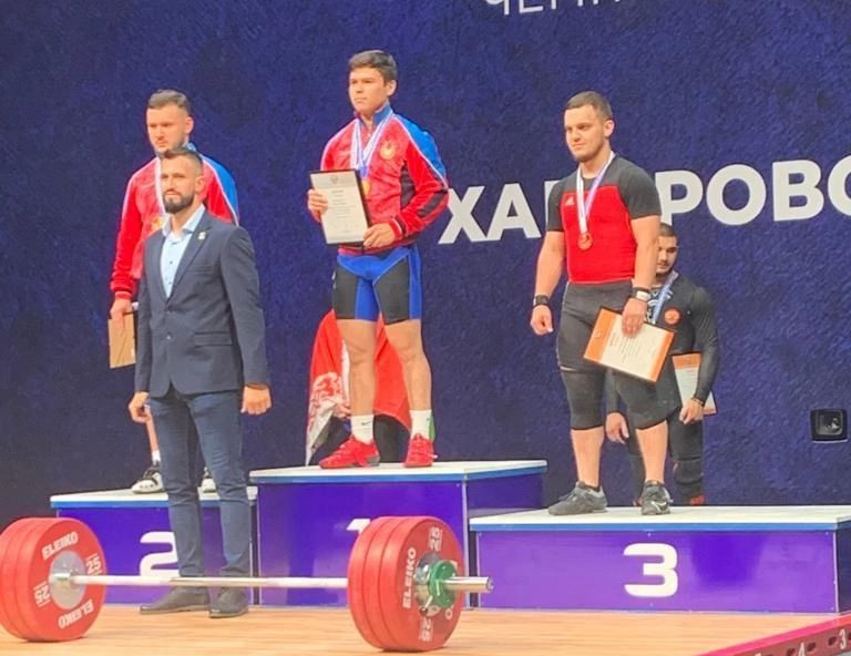 На чемпионате России брянский тяжелоатлет Александр Фурдик стал бронзовым призером