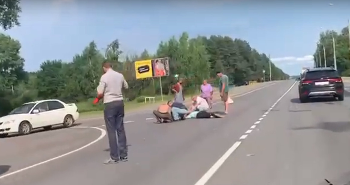 В Карачевском районе на автотрассе машина сбила пьяного пешехода