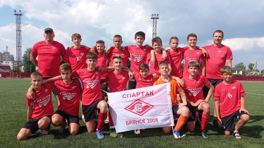 Брянский «Спартак» победил в финале юношеского первенства