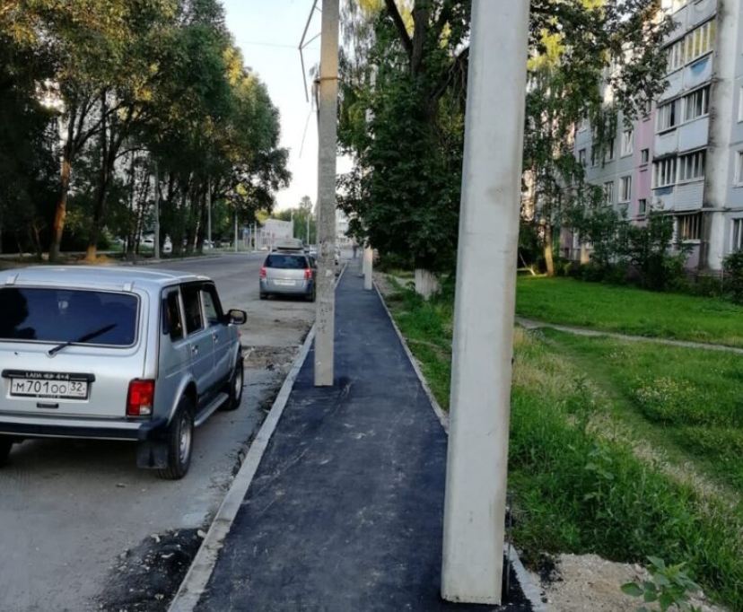 Прокуратура проверит новые тротуары с препятствиями на улице Камозина в Брянске