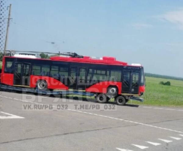 На подъезде к Брянску сняли на фото новые троллейбусы