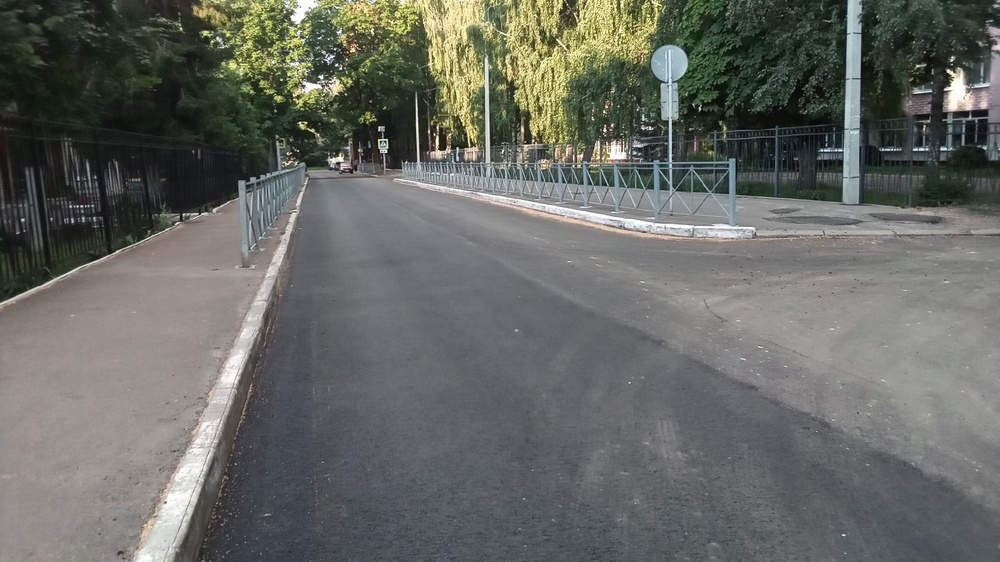 На Октябрьской в Брянске отремонтировали дорогу