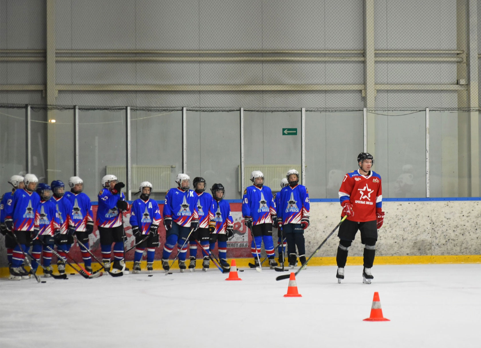 Известные российские хоккеисты дадут брянским ребятам мастер-класс