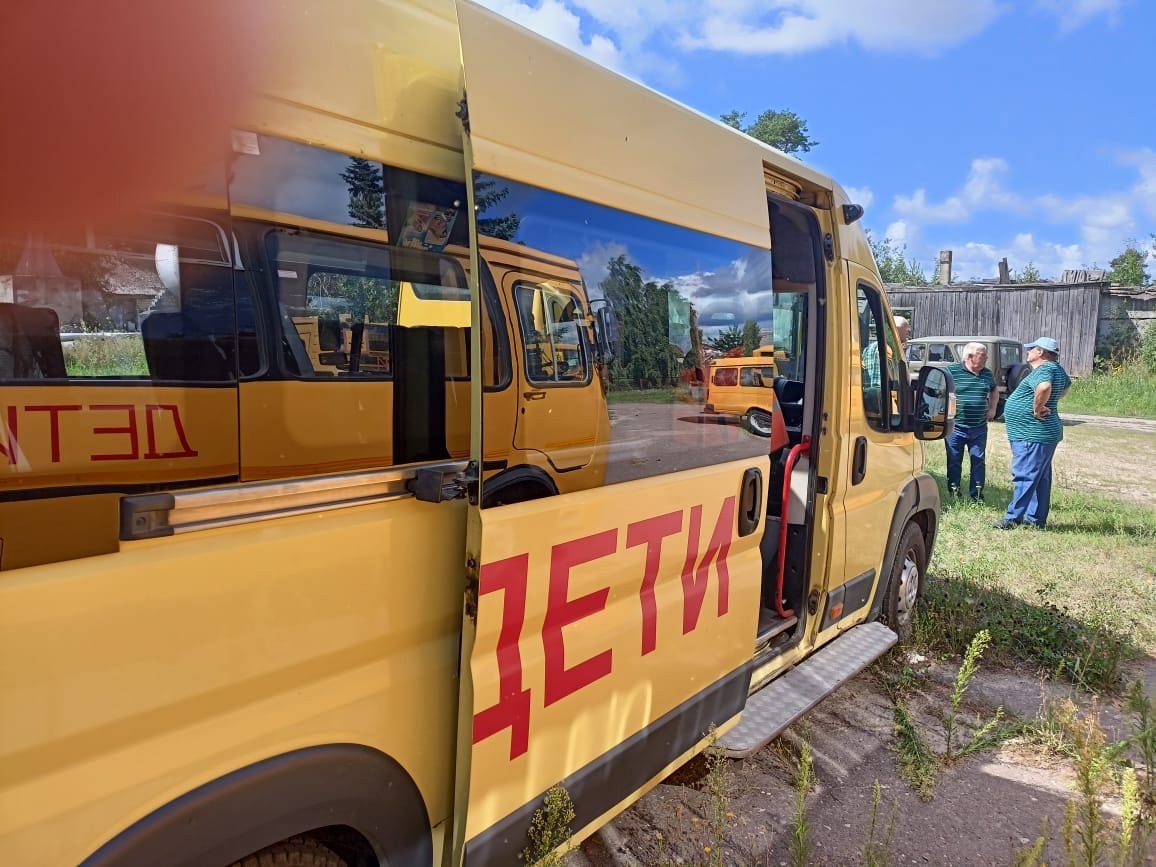 В Новозыбкове инспекторы ГИБДД проверили школьные автобусы