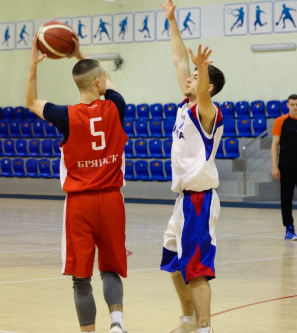 В Брянске пройдут финальные игры чемпионата области по баскетболу