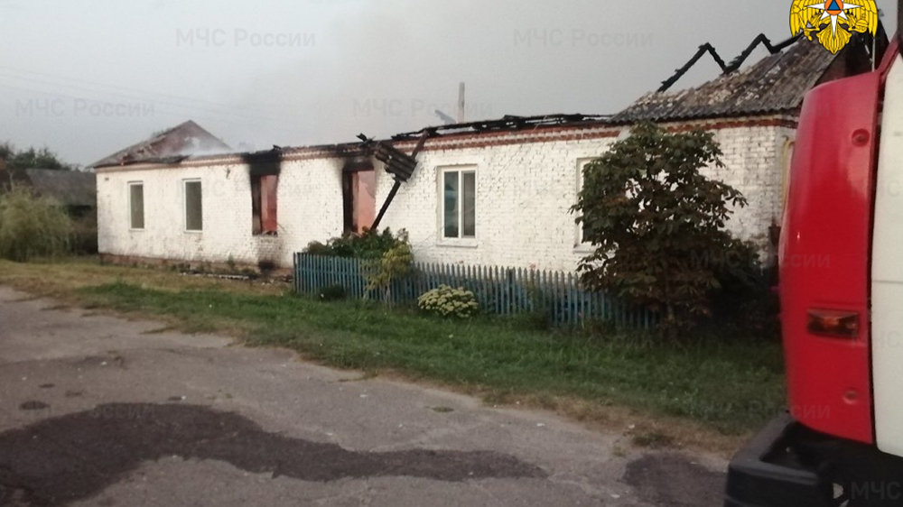 Ночью в Новозыбковском районе сгорел жилой дом, погиб мужчина