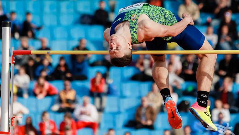 Брянский прыгун в высоту Илья Иванюк стал чемпионом России
