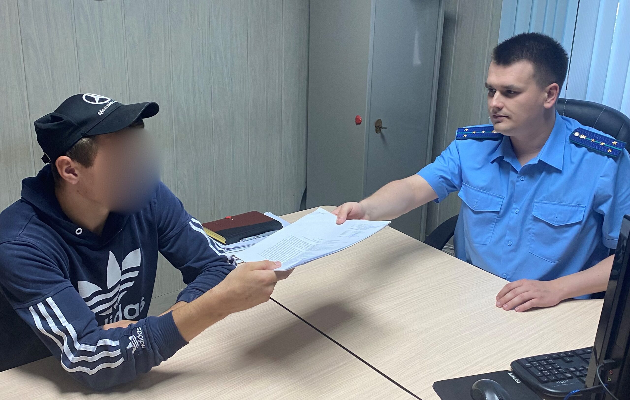 В Погаре осудят 19-летнего парня за угон автомобиля