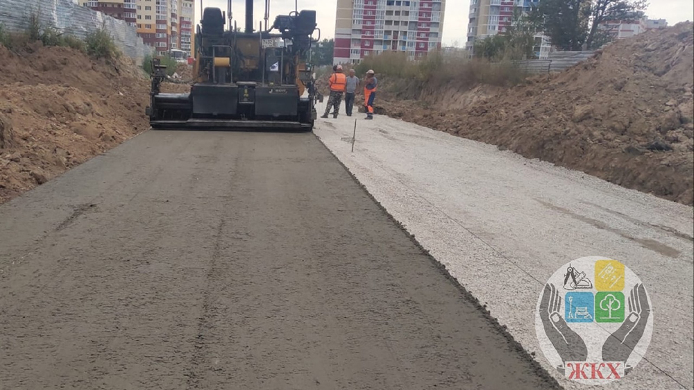 В Брянске по улице Визнюка готовят основание новой дороги