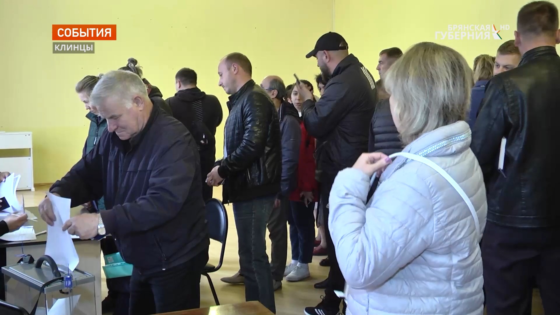 Жители Донбасса голосуют в Брянской области за будущее своих республик в составе России