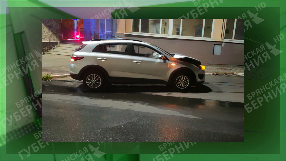 На улице Калинина в Брянске пассажирка сломала нос в ДТП