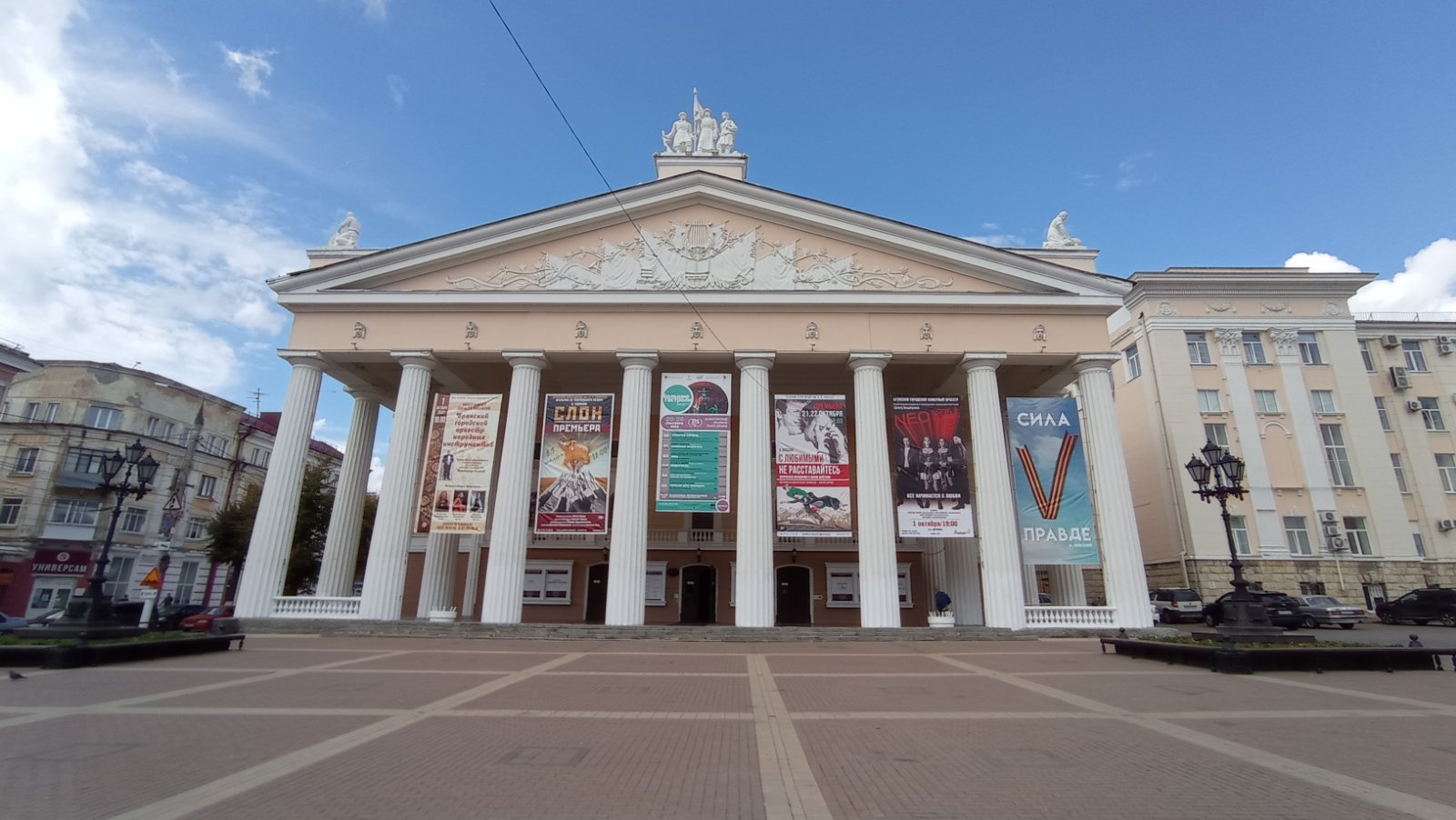 В Брянске состоялась пресс-конференция с участием труппы Хабаровского краевого театра