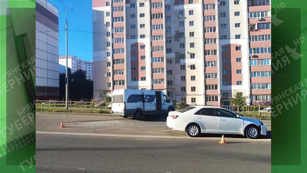 В ДТП на улице Романа Брянского пострадала 71-летняя пассажирка маршрутки