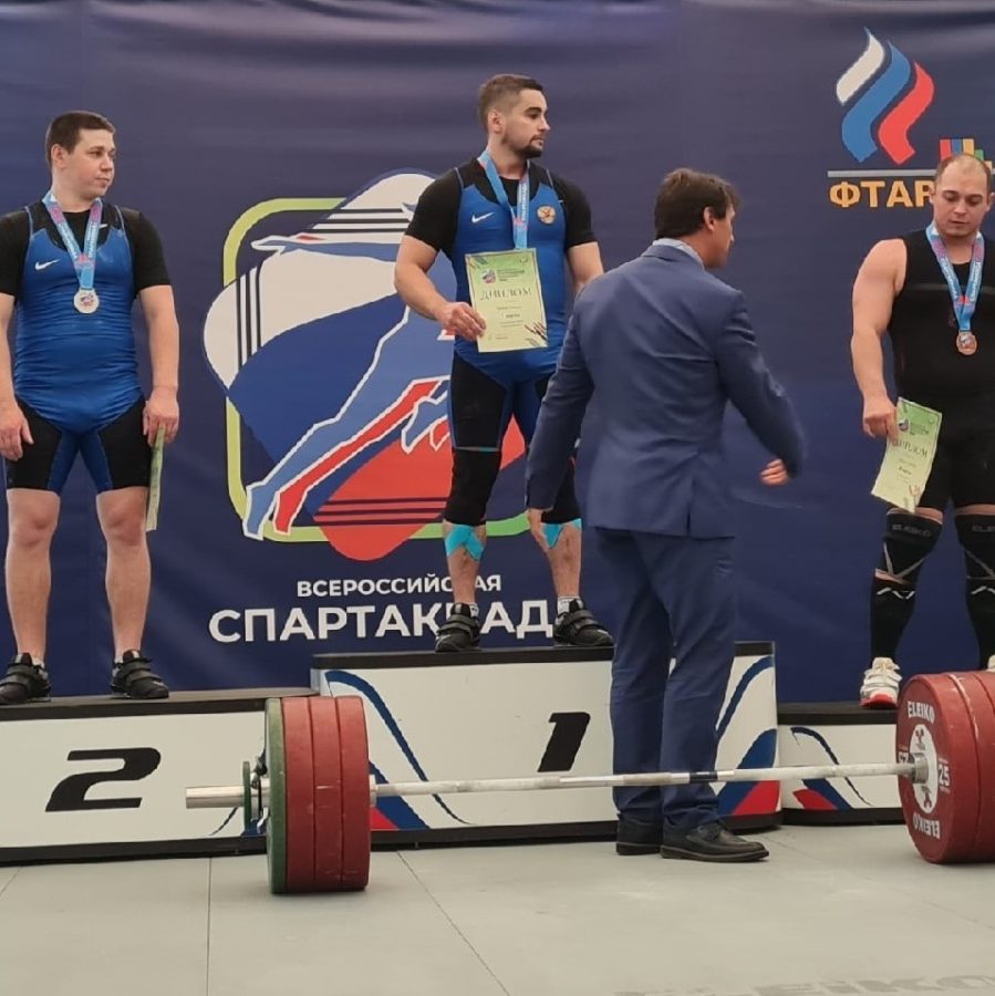 Брянский тяжелоатлет взял медаль на Всероссийской спартакиаде