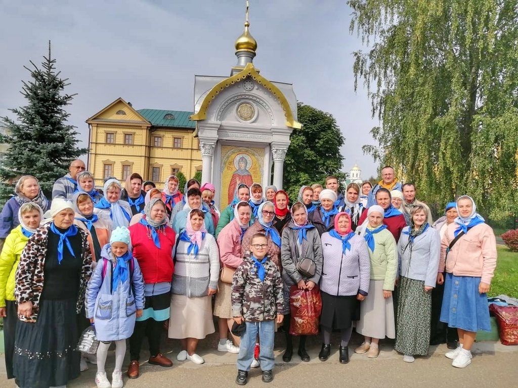 Брянские паломники посетили Владимирскую и Нижегородскую митрополии