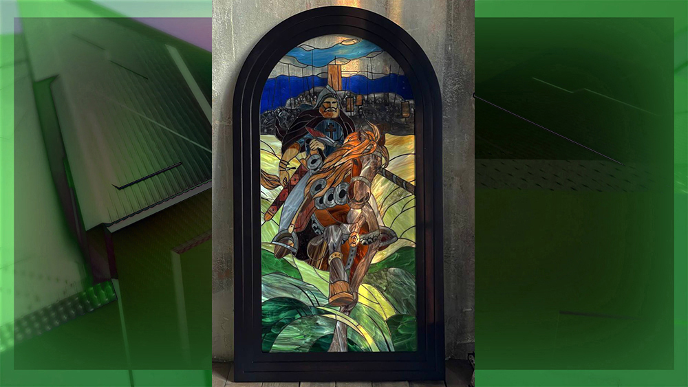 В Мариуполе появился витраж с изображением Пересвета