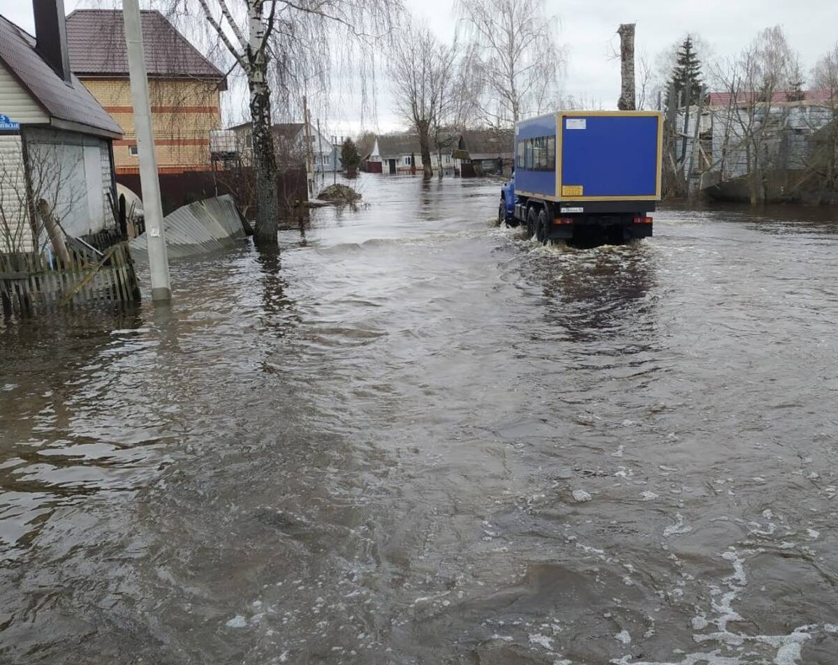 Прокуратура Брянской области организовала надзорное сопровождение мощного паводка