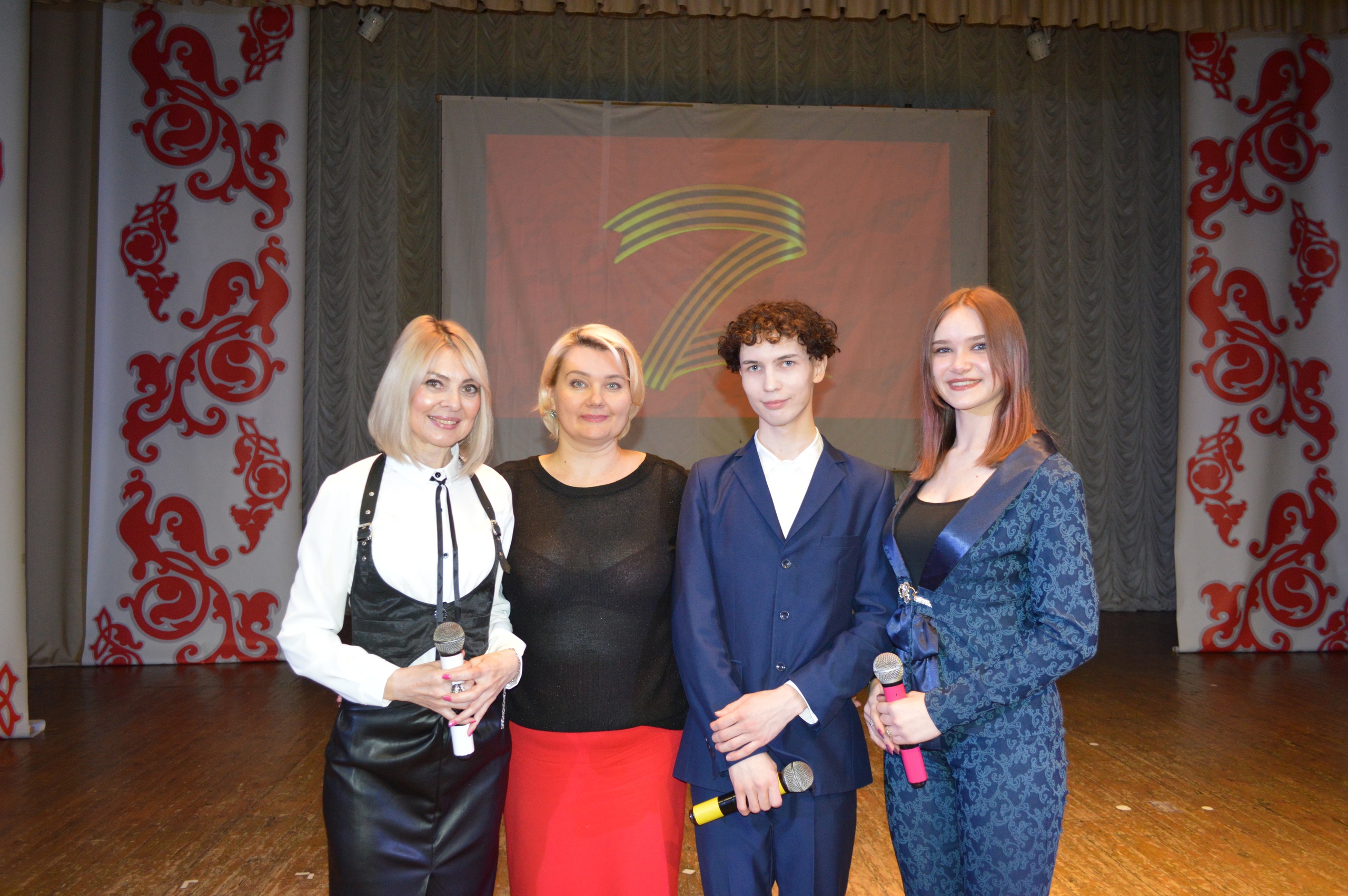 В Карачеве прошел благотворительный концерт в поддержку СВО