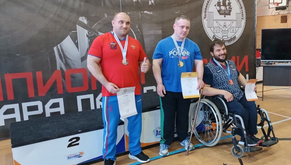 Брянский атлет стал призером чемпионата России по пауэрлифтингу