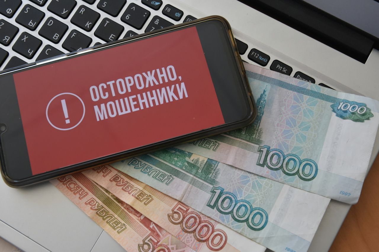 На маркетплейсах брянцы перевели мошенникам более 1 миллиона рублей