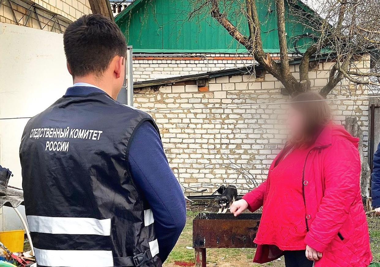 В Новозыбкове арестовали 33-летнюю женщину по подозрению в убийстве сожителя