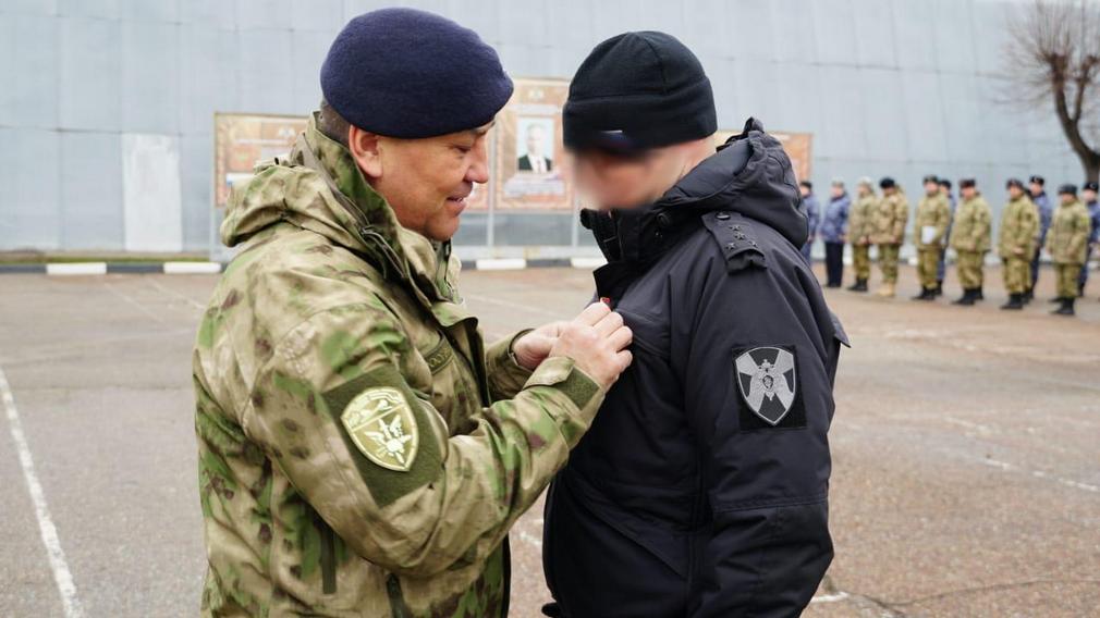 Брянскому росгвардейцу вручили государственную награду за участие в СВО