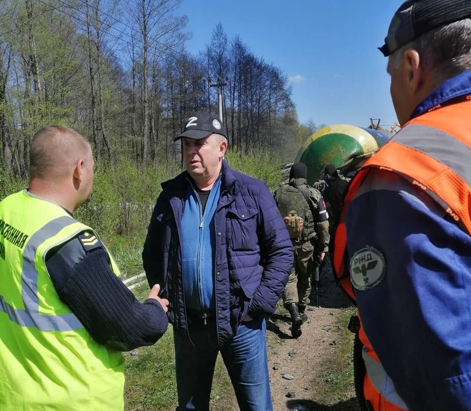 Брянский губернатор прибыл на место подрыва железнодорожных путей под Унечу