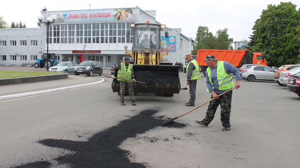 В Карачевском районе завершился ямочный ремонт дорог