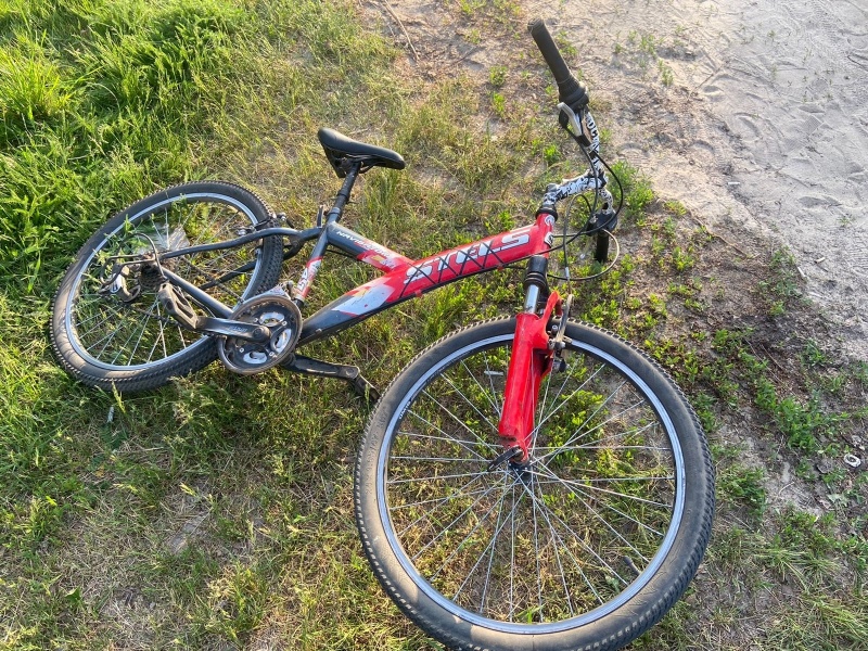 В Стародубе автоледи сломала ногу 16-летнему велосипедисту