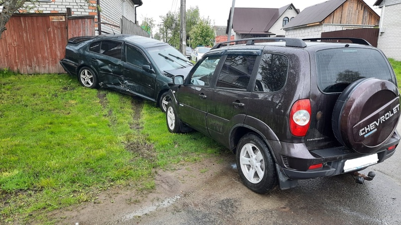 В Карачеве не поделили дорогу автомобили: пострадал 61-летний мужчина