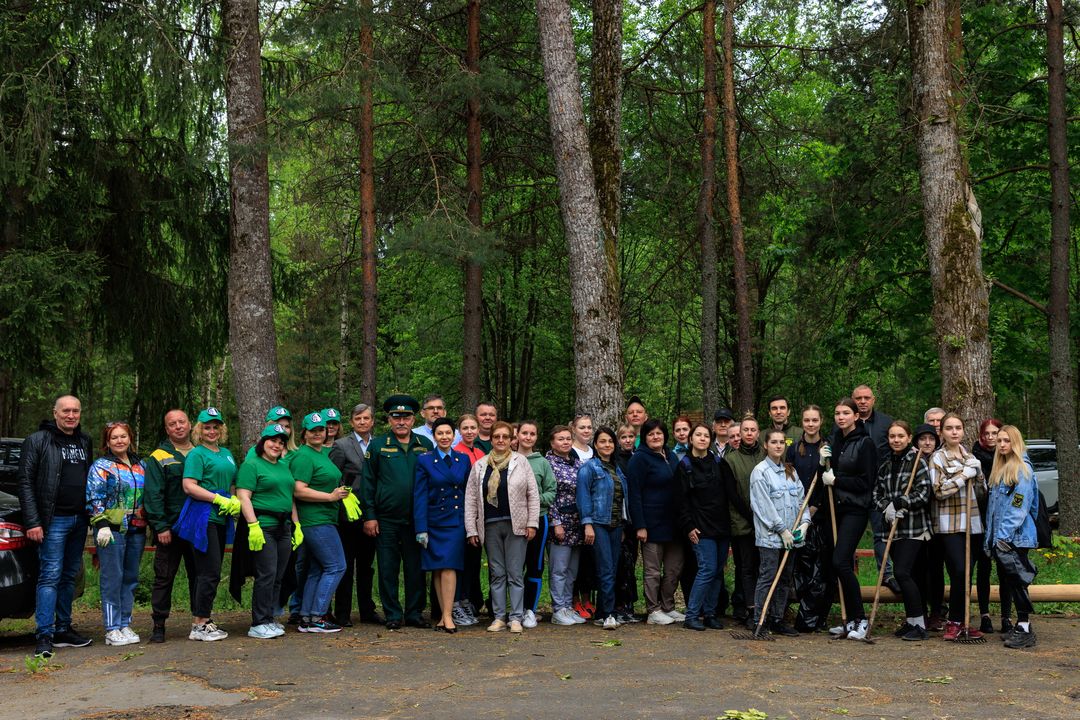 В Брянской области прошла весенняя акция «Чистый лес – чистая планета»