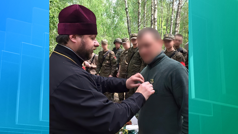 Командир военного подразделения получил медаль преподобного князя Олега Брянского