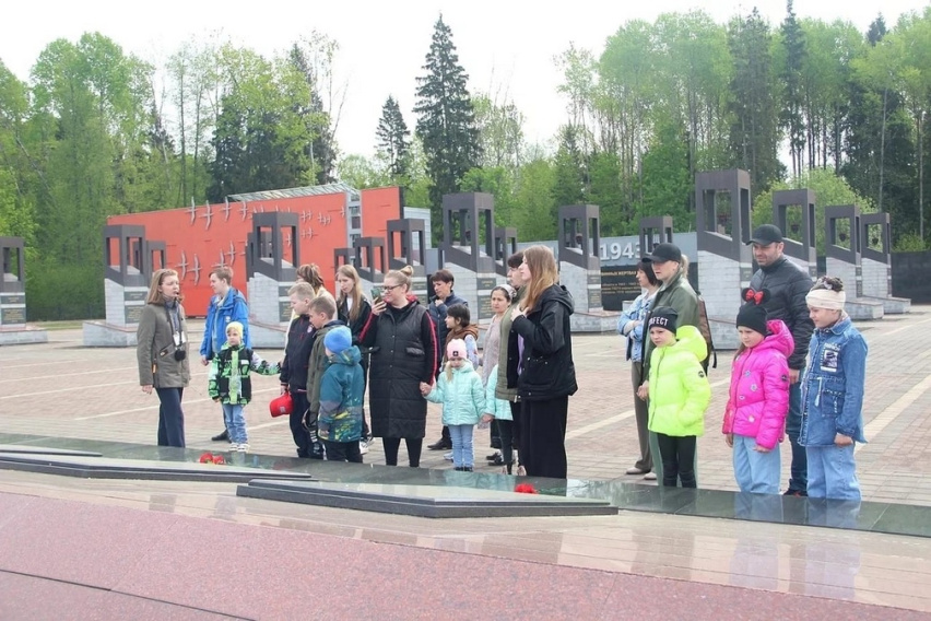 Подопечные брянского фонда «Ванечка» побывали в Хацуни и на Партизанской поляне