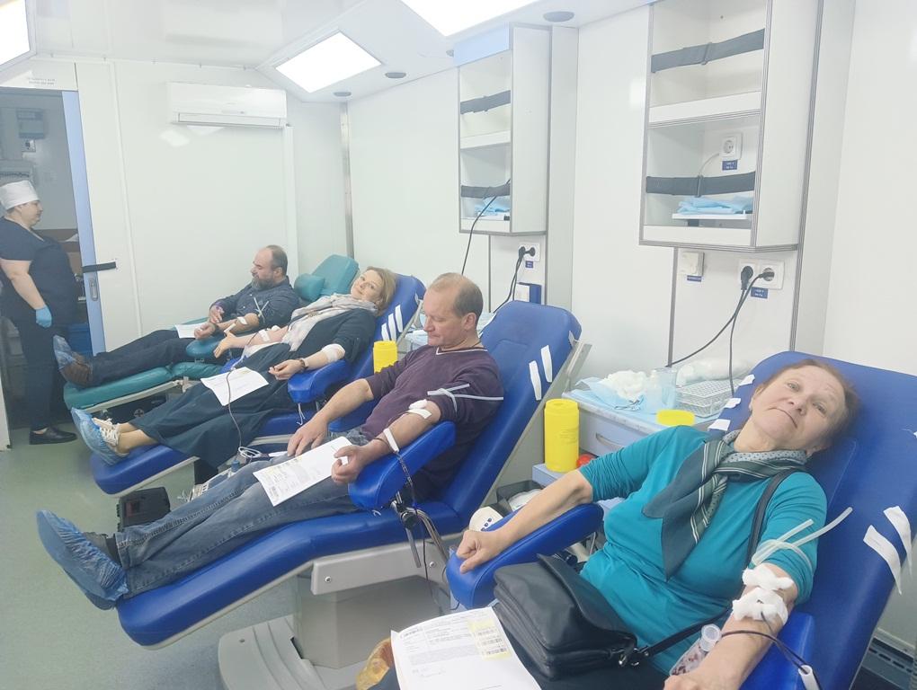 В Брянске в День православного донора кровь сдали 76 человек
