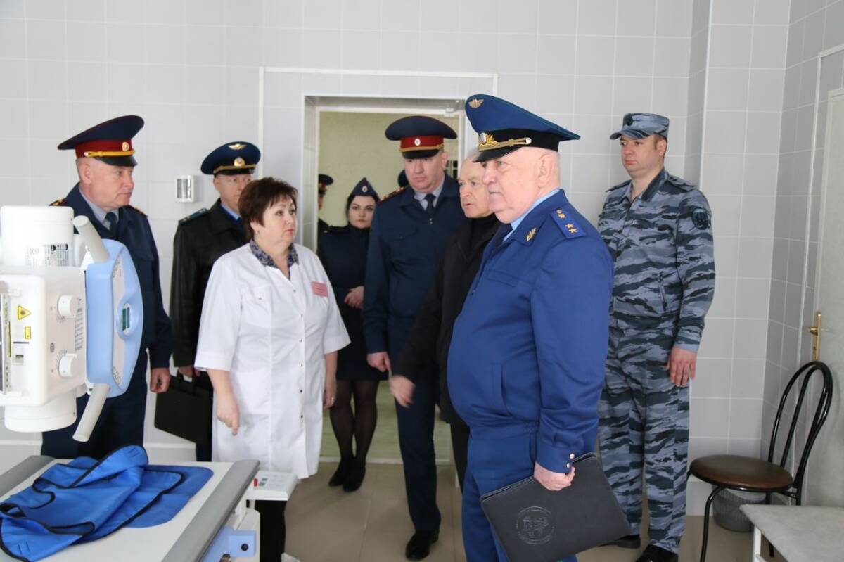 Прокурор Брянской области проверил ШИЗО и пищеблок колонии № 5 в Стародубском районе