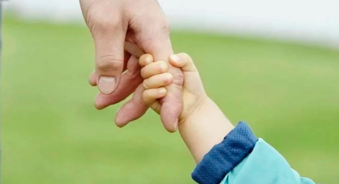 В Брянске прокуратура требует признать фиктивными факты установления отцовства