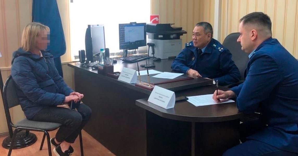 Зампрокурора Брянской области выслушал жалобы жителей Красногорского района
