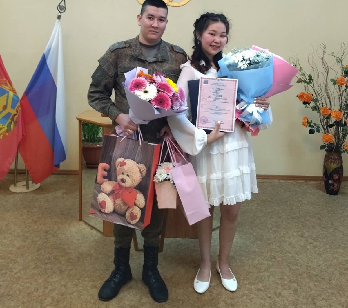 В Брянской области зарегистрировали брак военнослужащего и его невесты из Магадана