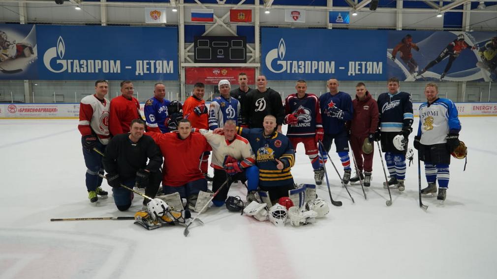 В Брянске на общественных началах создана хоккейная команда Росгвардии