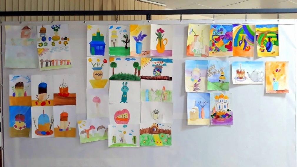 В Брянске ученики изостудии «Фантазия» покажут свою первую выставку работ