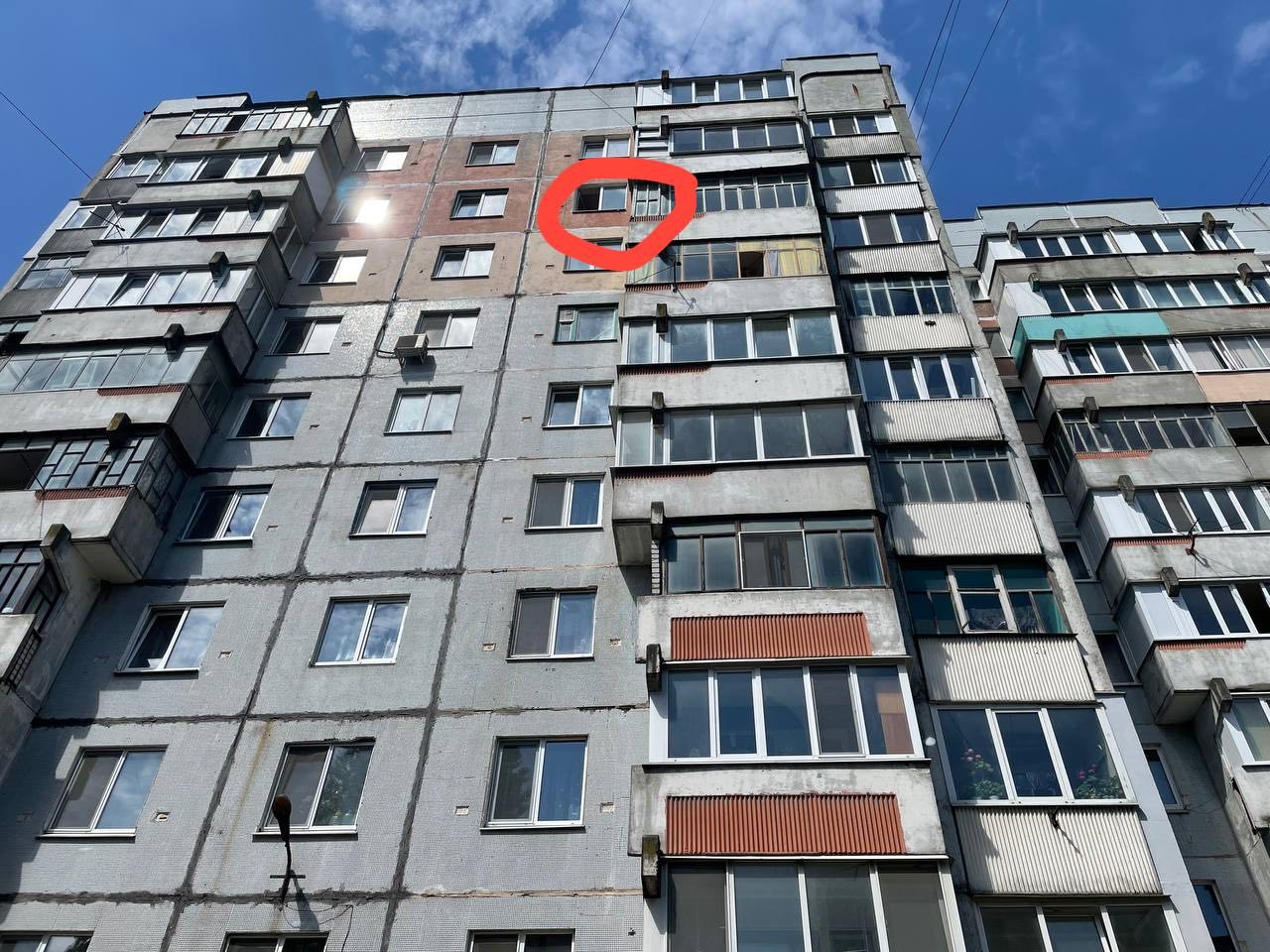 Погибшая в Брянске девочка выпала из окна 9 этажа