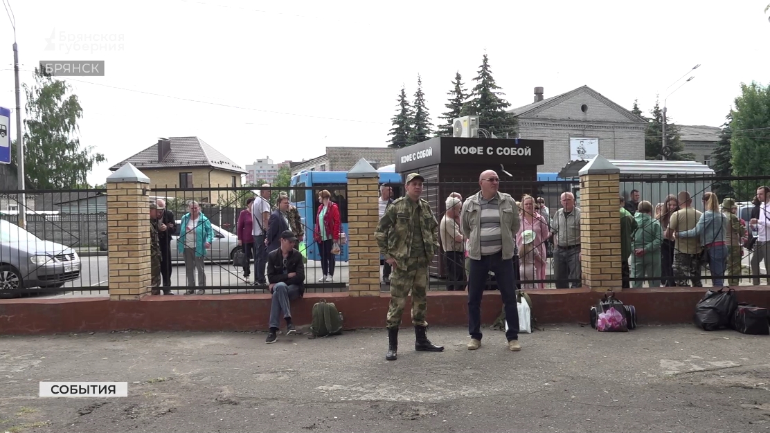 В Брянске выросло число желающих пойти по контракту в российскую армию