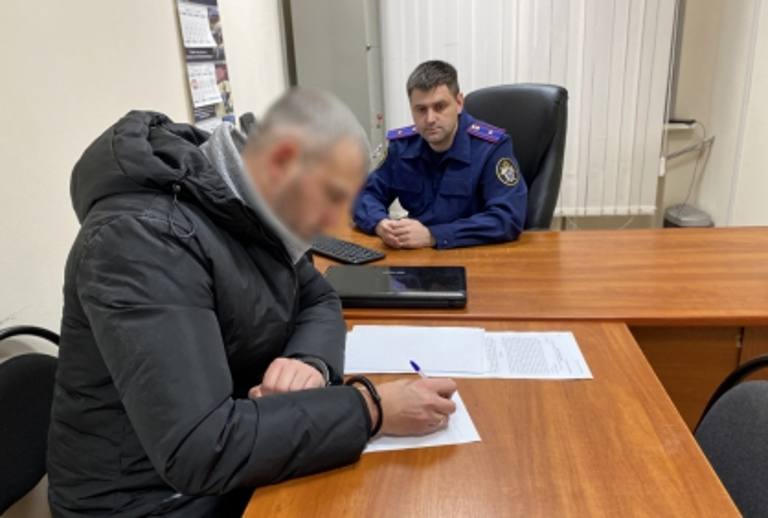 В Брянске вынесли приговор экс-начальнику отделения судебных приставов за взятку